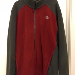 Men’s North Face zip up fleece